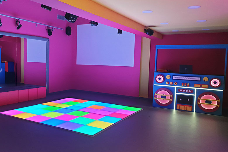 Party Place Μικρολίμανο